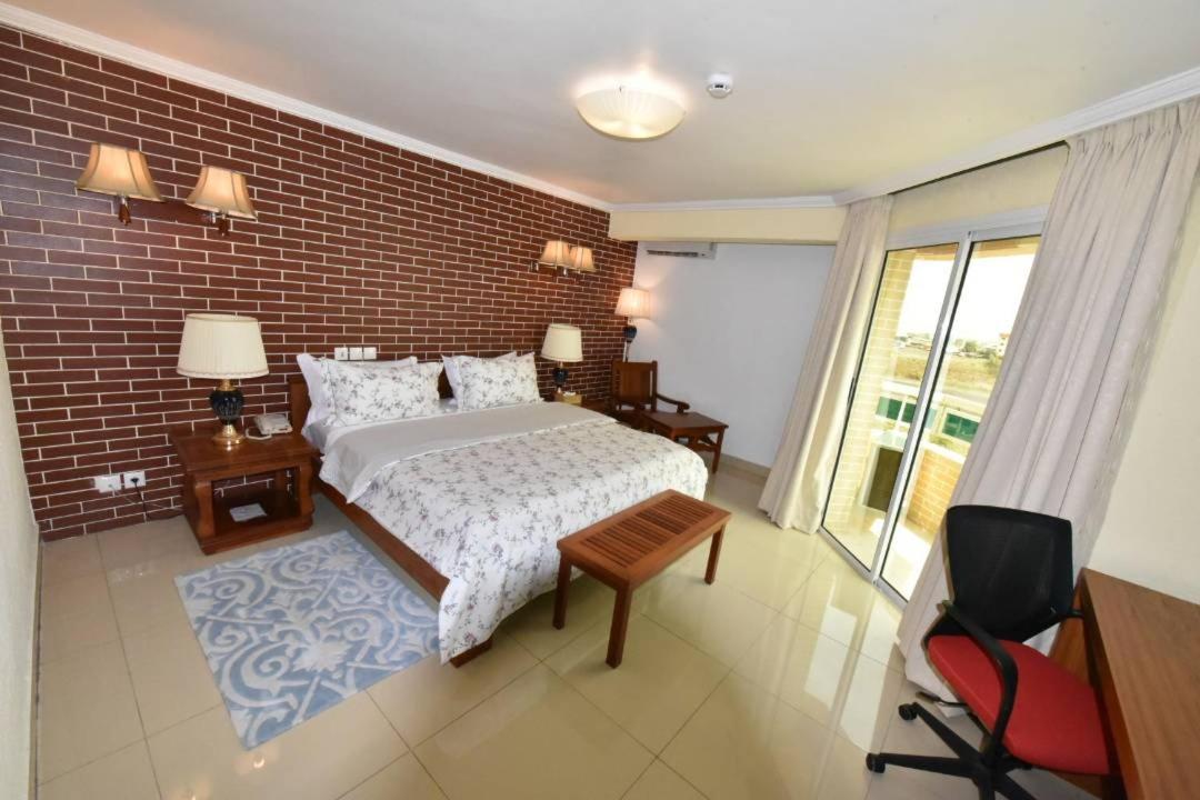 Grand Hotel Aeroport, Douala Dış mekan fotoğraf